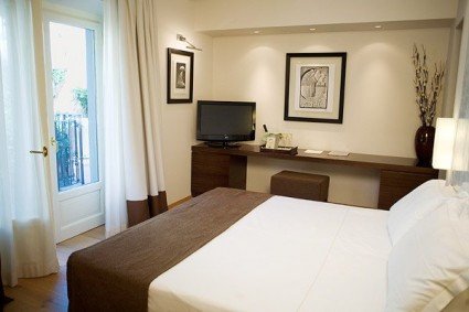 stanza deluxe hotel