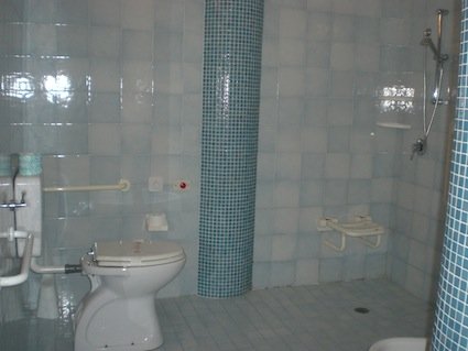 bagno accessibile bilocale cesenatico foto bagno accessibile