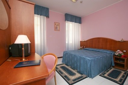 CAMERA MATR HTL ITALIA